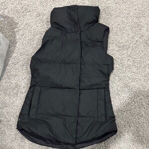 Athleta Black Puffer Vest